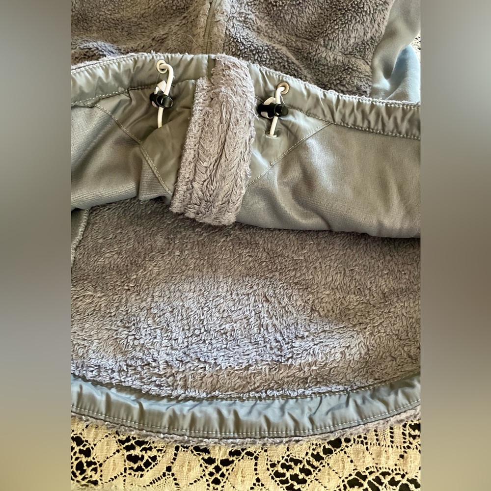 💥The North Face Osito Fleece Vest💥 - Picture 5 of 16